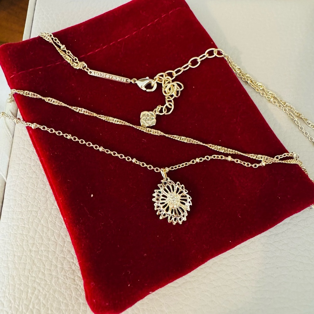 Kendra Scott Gold Layered Necklace - Picture 4 of 5